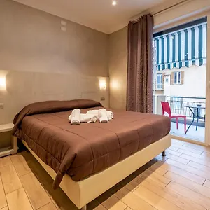 https://nana.hotelitalianriviera.com