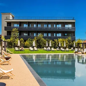 4* Hotel Hills